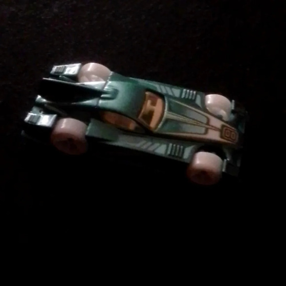 Hot Wheels FORMUL8R Race Car GLOW WHEELS HW 2005 Loose - Picture 1 of 7